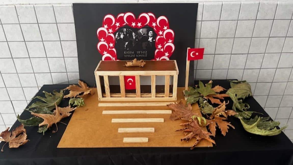 Gazi Mustafa Kemal Atatürk'ün ölümünün 85. yıl dönümünde Okulumuz Panoları özenle hazırlandı.